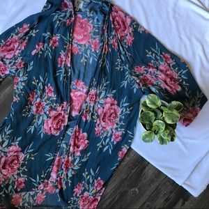 Billabong Floral Kimono